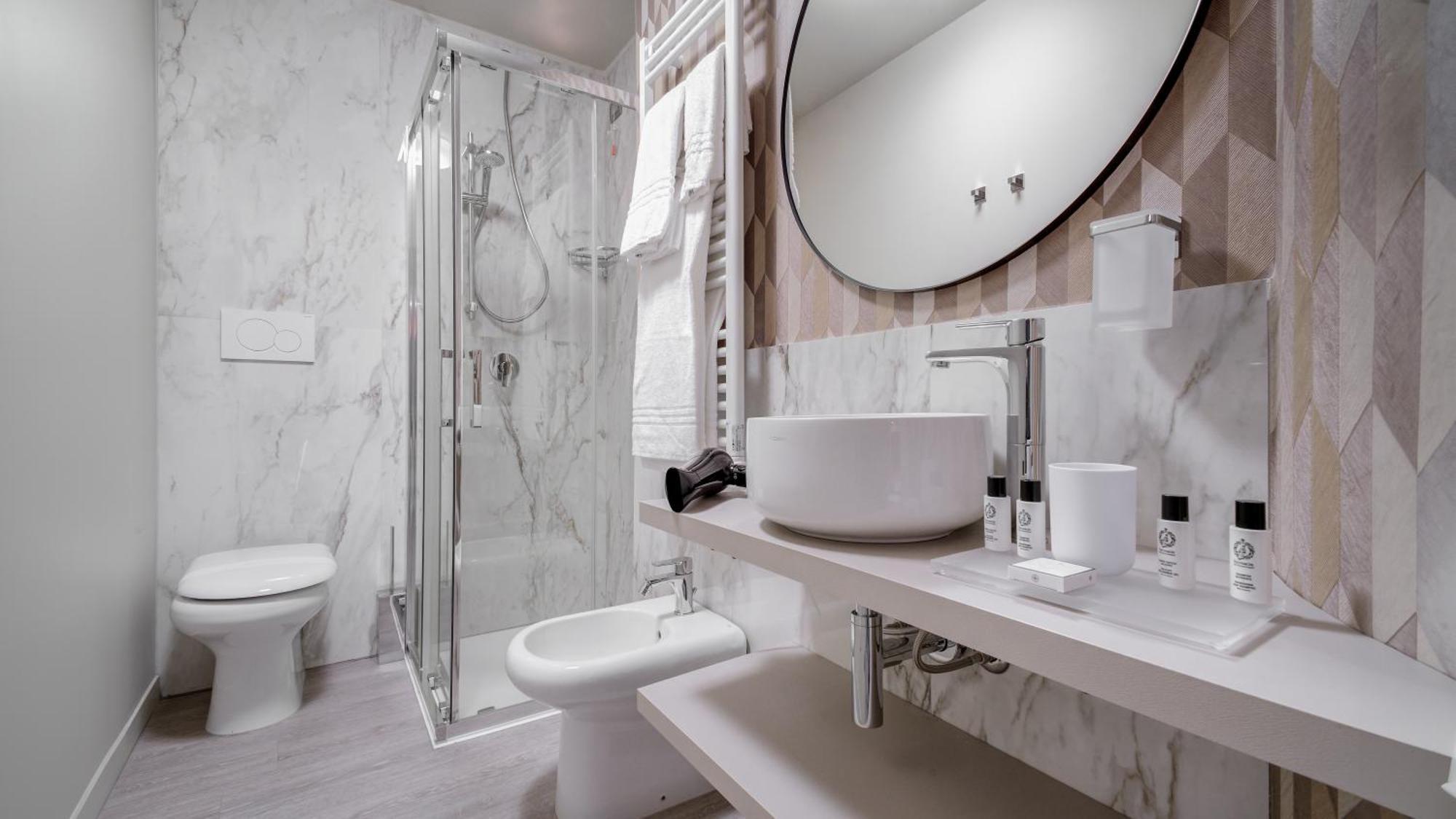Be Duomo - Self Check-In Bed & Breakfast Вогера Екстериор снимка