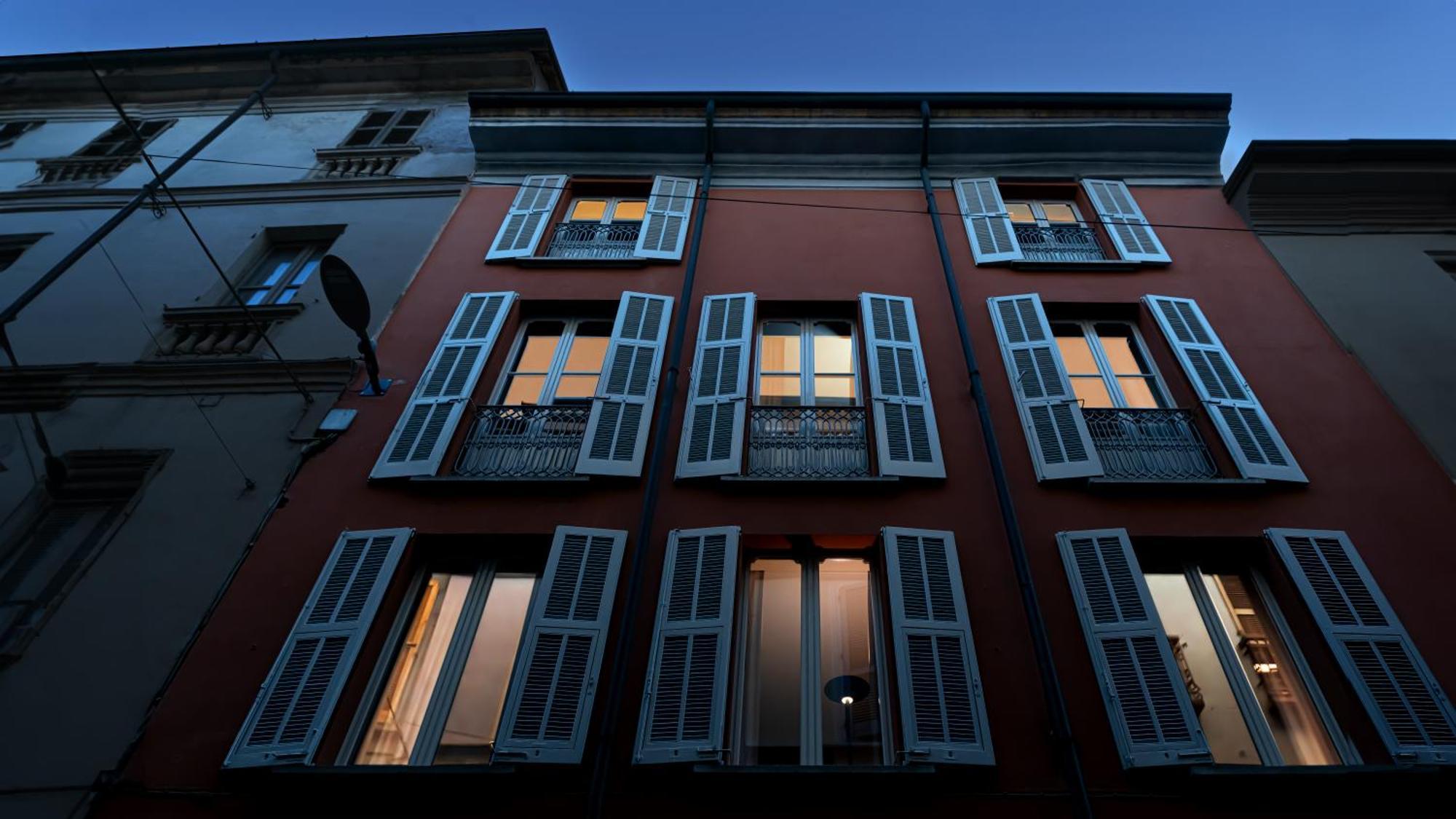 Be Duomo - Self Check-In Bed & Breakfast Вогера Екстериор снимка