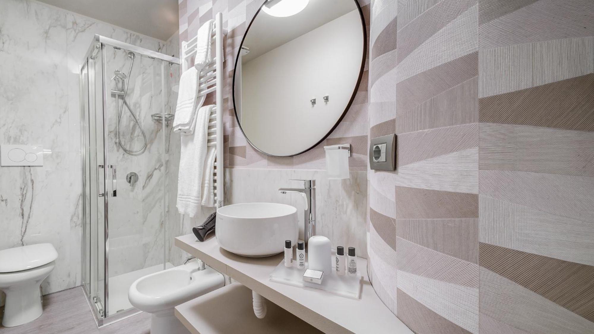 Be Duomo - Self Check-In Bed & Breakfast Вогера Екстериор снимка