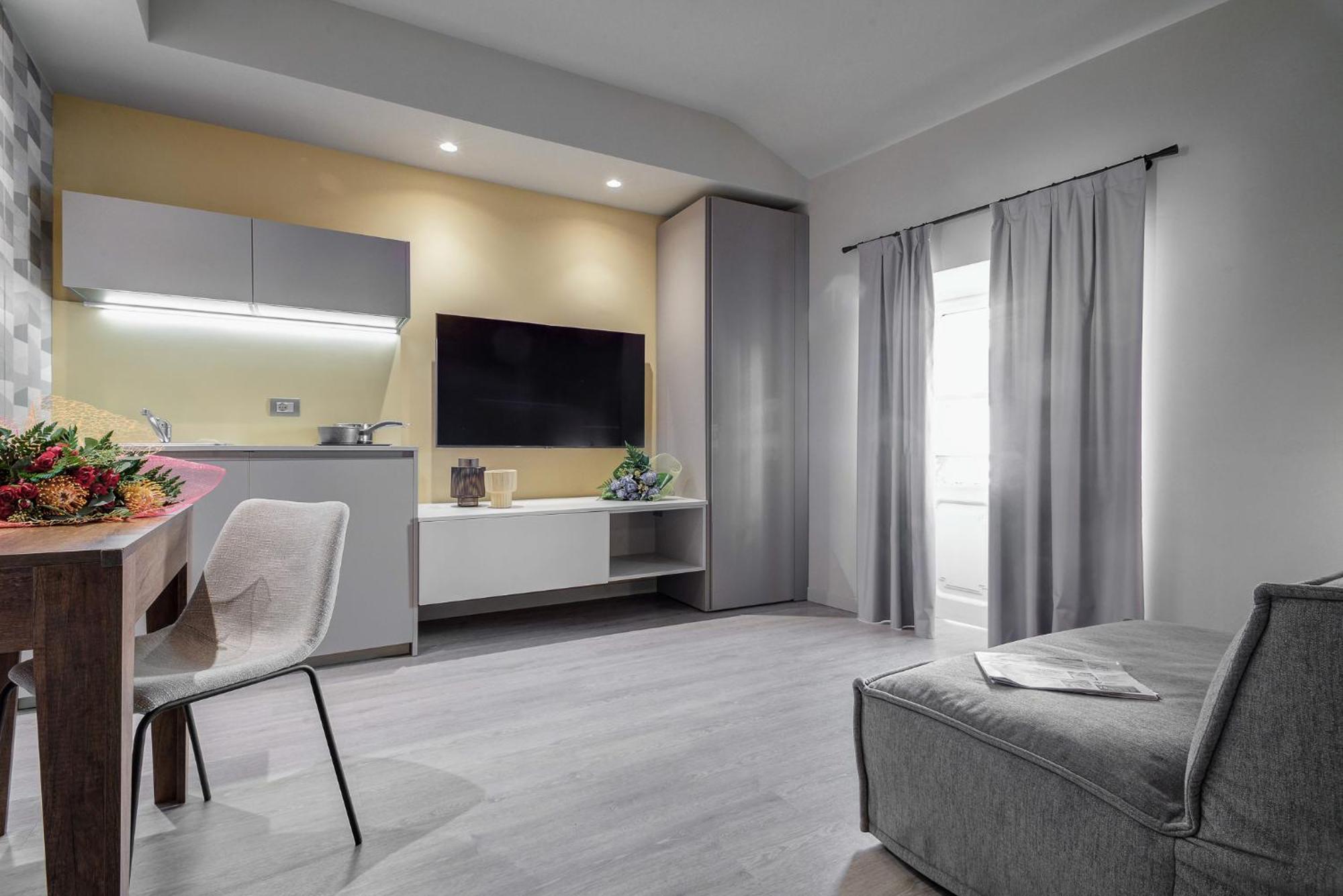 Be Duomo - Self Check-In Bed & Breakfast Вогера Екстериор снимка